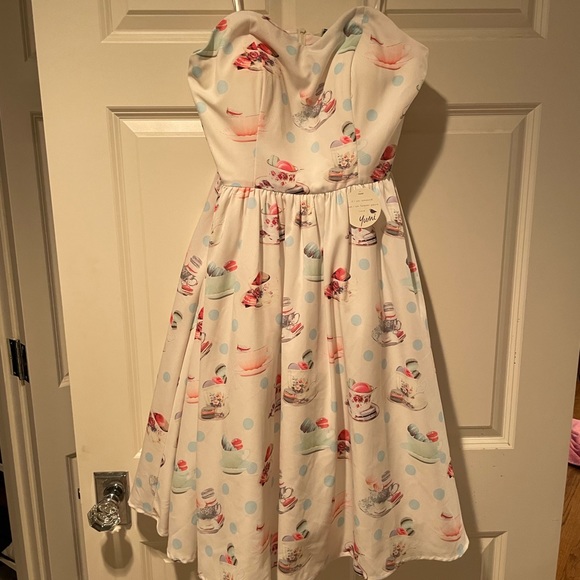 Yumi Dresses & Skirts - Yumi Tea and Macaroons Bandeau Dress - Size 6